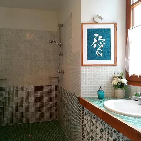 Maison Spacieuse A Avec Piscine Privee Holiday home